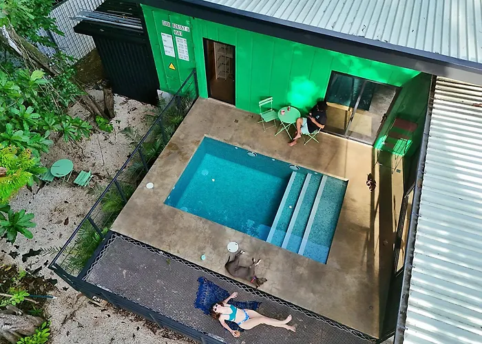 Jungle Container Private Pool 8 Min Avellanas Tamarindo